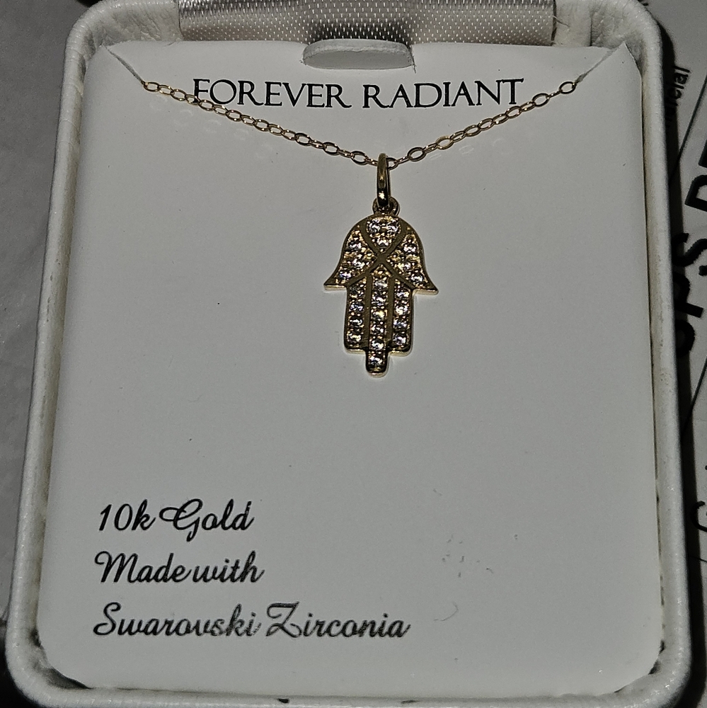 10k Gold Hasma Necklace NWT